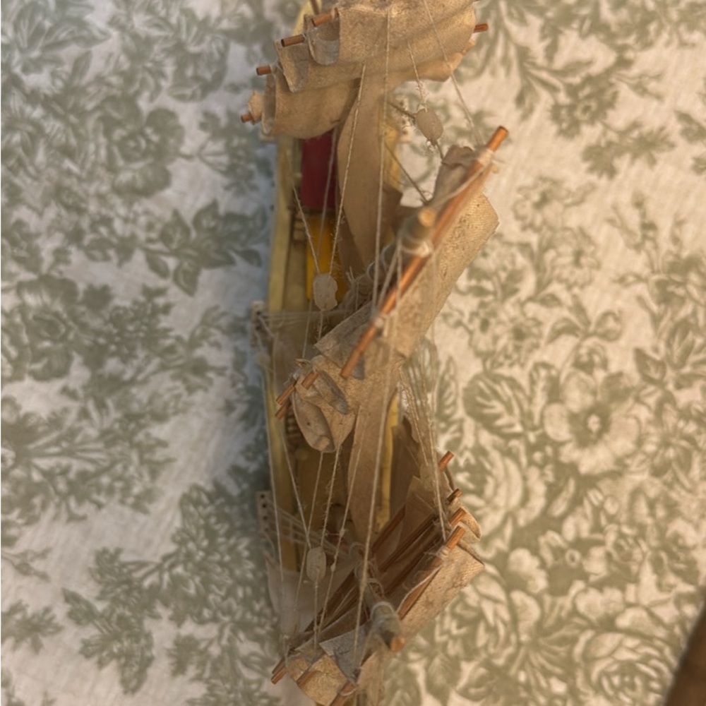Model Ship - Picture 2 of 6